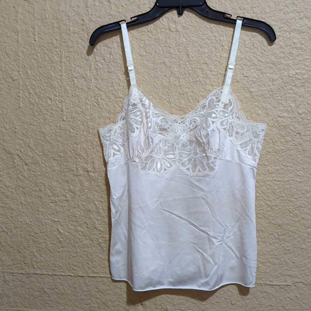 Shadowline Vtg. Camisole Lingerie Top Women 34 Lace Feminine Cami Adjustable